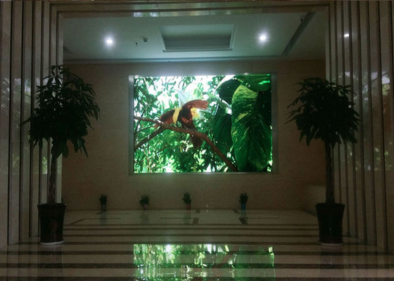 Novastar System 4mm Led Screen , SMD2121 1R1G1B Commercial Led Display Screen