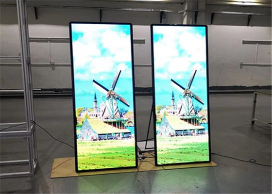 Portable 1R1G1B Digital Poster Display , SMD2121 3mm Led Poster Board